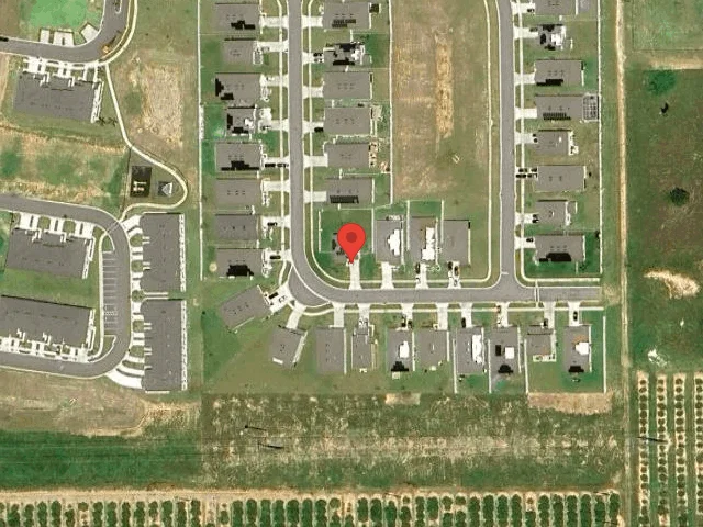 House image located at Dundee, FL 33838