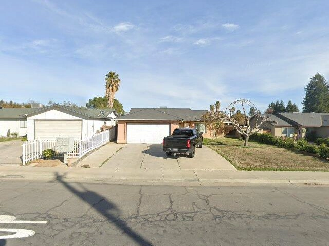 House image located at Avenal, CA 93204