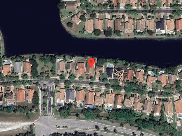 House image located at Hollywood, FL 33029