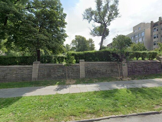 House image located at Fort Myers, FL 33901