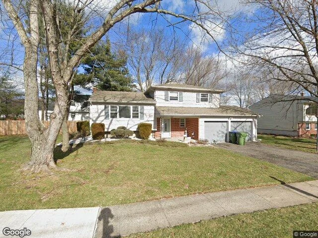 House image located at Edison, NJ 08820