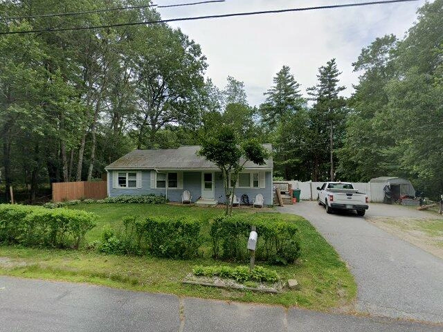 House image located at Merrimack, NH 03054