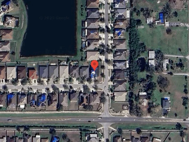 House image located at Ruskin, FL 33570