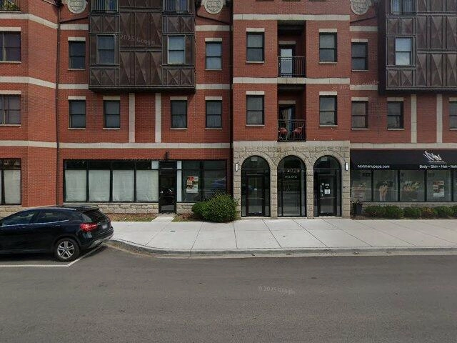 House image located at Chicago, IL 60653