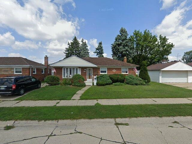 House image located at Warren, MI 48089