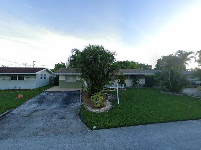 House image located at Hollywood, FL 33024