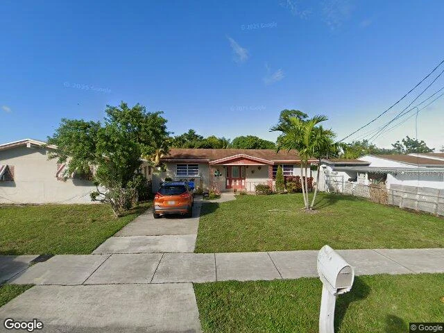 House image located at Hollywood, FL 33023