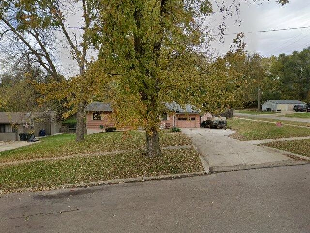 House image located at Sioux City, IA 51103