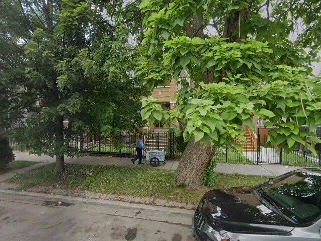 House image located at Chicago, IL 60632