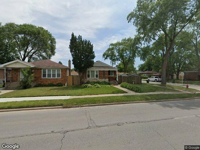 House image located at Dolton, IL 60419