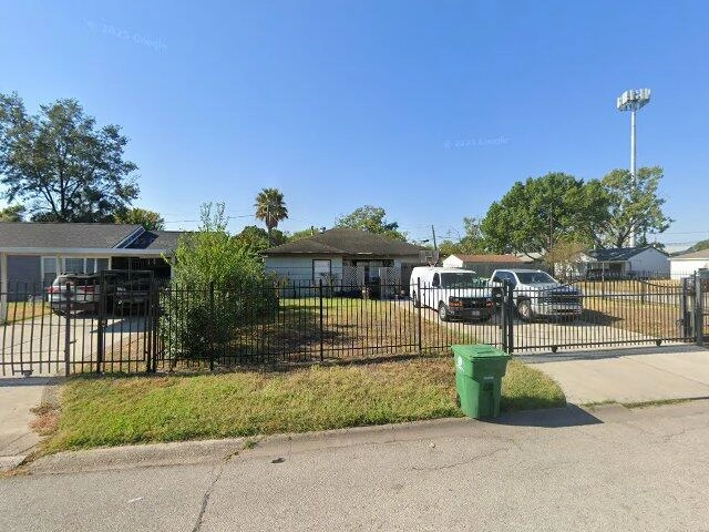 House image located at Houston, TX 77092