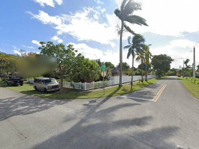 House image located at Hollywood, FL 33021