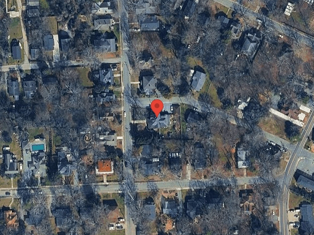House image located at Alton, IL 62002