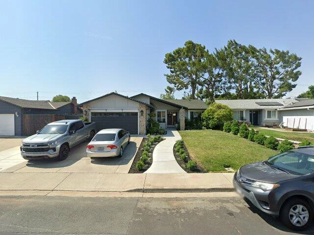 House image located at Aurora, IL 60506