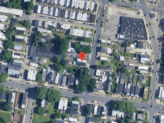House image located at Warsaw, IN 46582