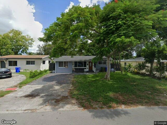 House image located at Hollywood, FL 33023