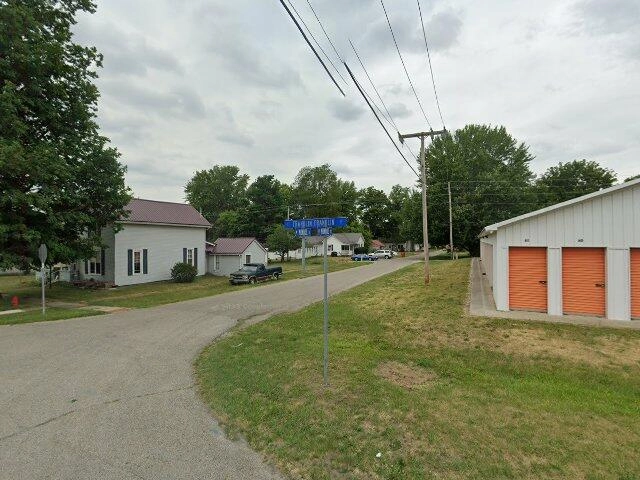 House image located at Mentone, IN 46539