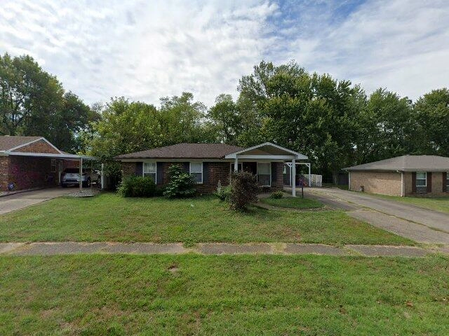 House image located at Louisville, KY 40229