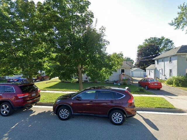 House image located at Michigan City, IN 46360