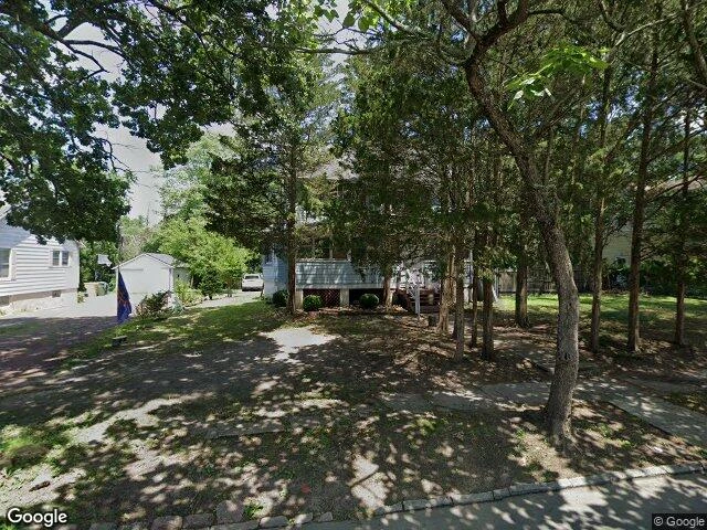 House image located at Lakewood, NJ 08701