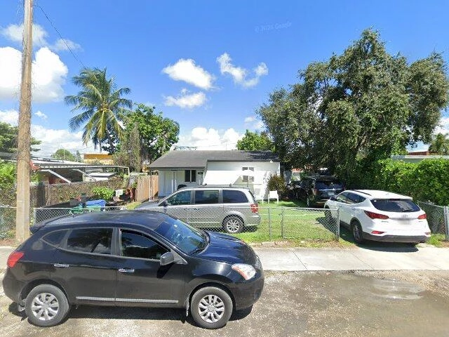 House image located at Miami, FL 33168