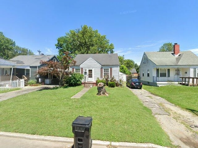 House image located at Louisville, KY 40208