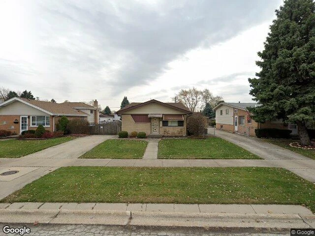 House image located at Alsip, IL 60803