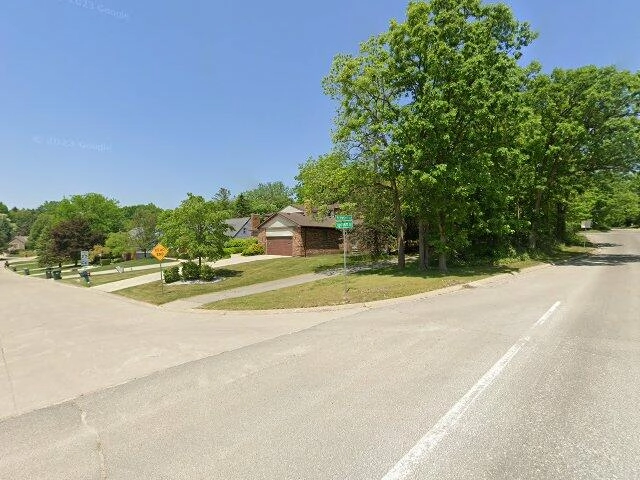 House image located at Rochester, MI 48306