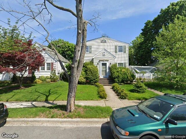 House image located at Franklin Square, NY 11010