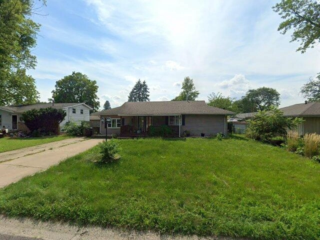 House image located at Washington, IL 61571