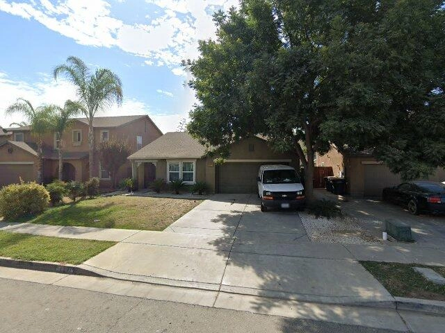 House image located at Tulare, CA 93274