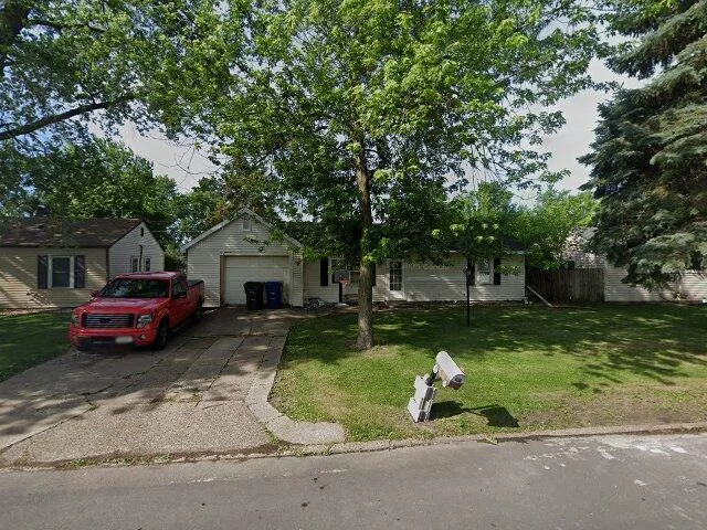 House image located at Davenport, IA 52806