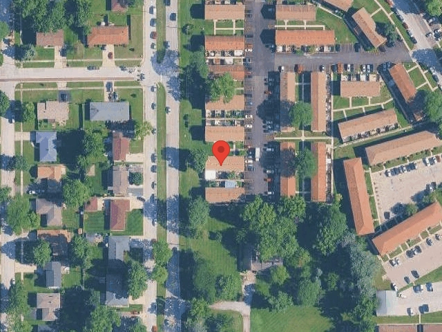 House image located at Aurora, IL 60506