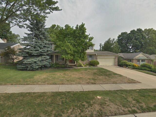 House image located at Florissant, MO 63033