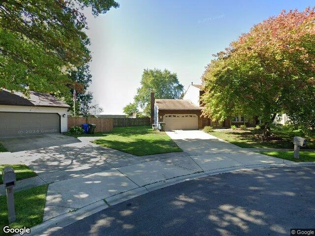 House image located at South Elgin, IL 60177