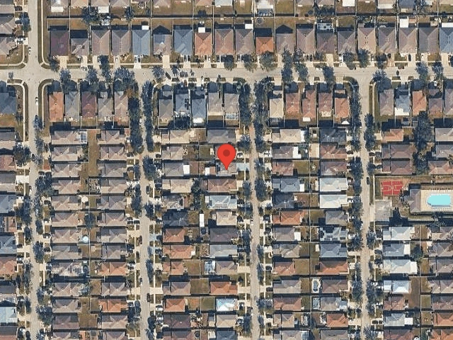 House image located at Gibsonton, FL 33534