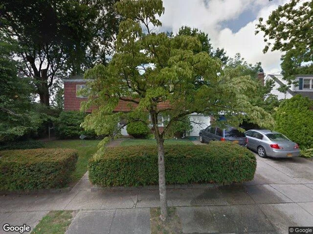 House image located at Lindenhurst, NY 11757