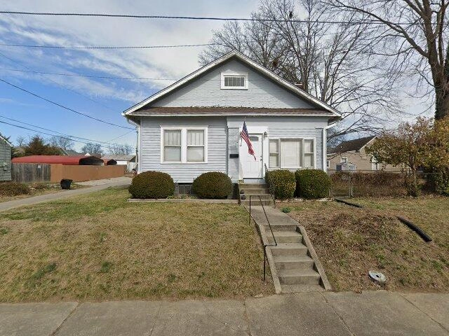 House image located at New Albany, IN 47150
