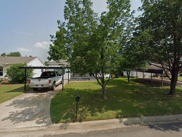 House image located at Cyril, OK 73029