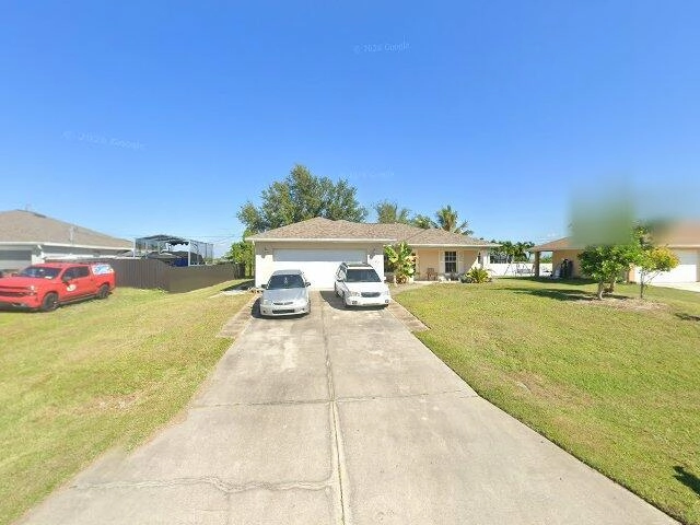 House image located at Cape Coral, FL 33993