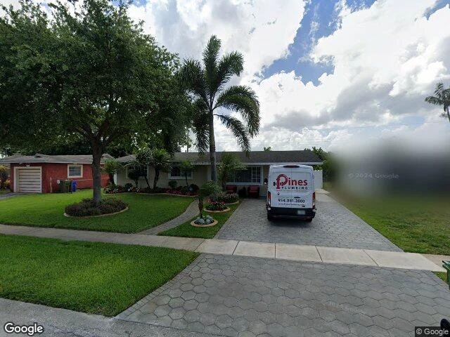 House image located at Hollywood, FL 33023