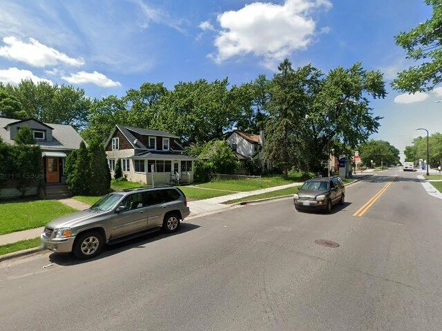 House image located at Minneapolis, MN 55412