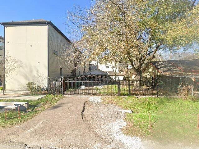 House image located at Los Angeles, CA 90007