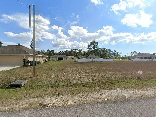 House image located at Cape Coral, FL 33909