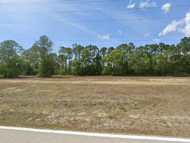 House image located at Cape Coral, FL 33993