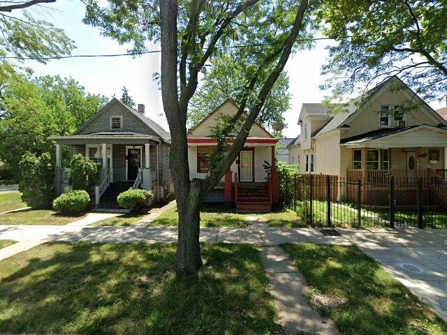 House image located at Chicago, IL 60628