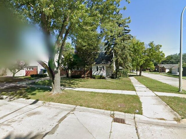 House image located at Harper Woods, MI 48225