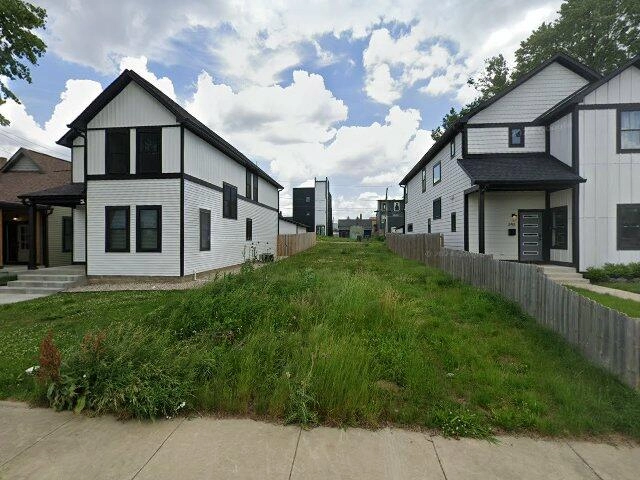 House image located at Indianapolis, IN 46225