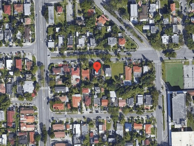 House image located at Miami, FL 33135