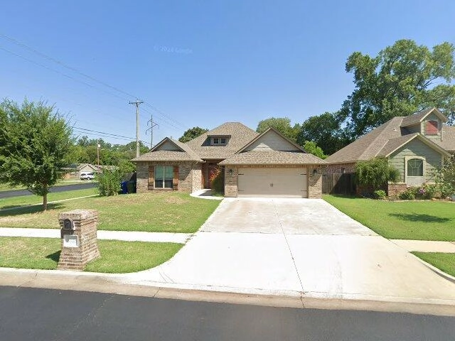 House image located at Norman, OK 73072